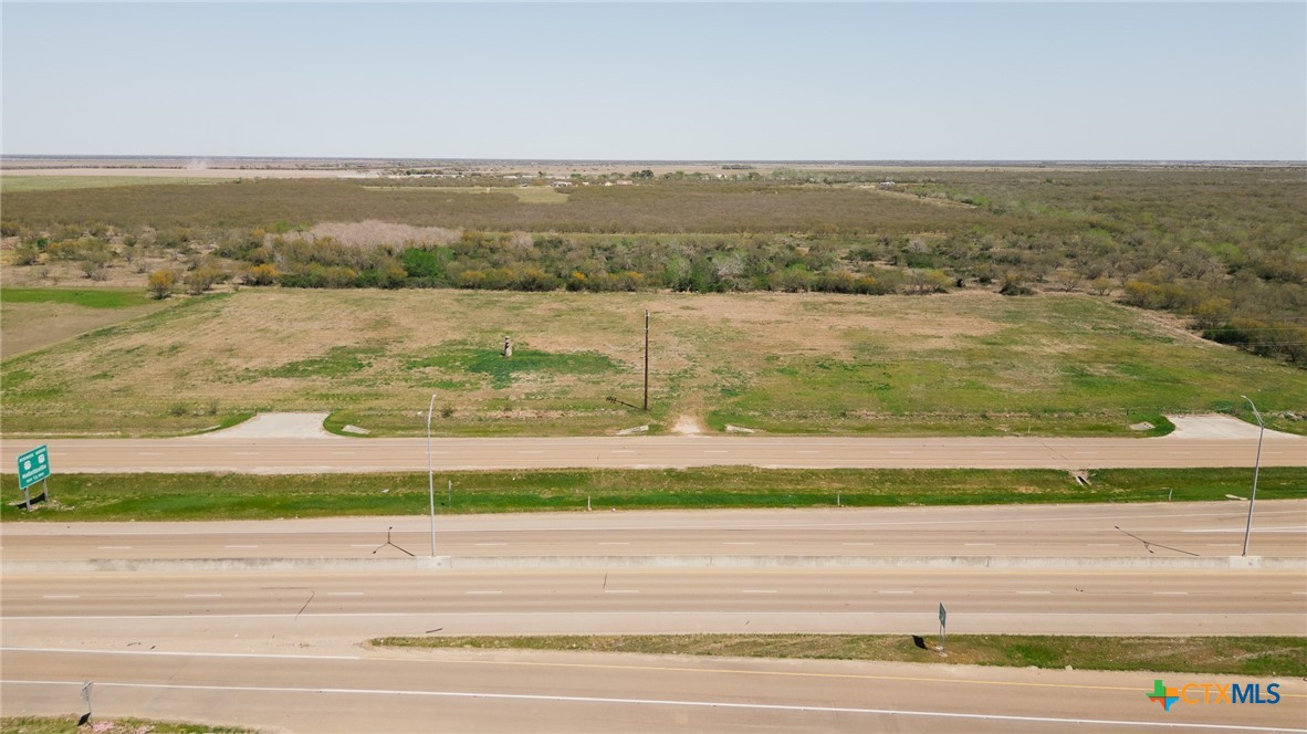 000 Ne Loop 463 Property Photo 25