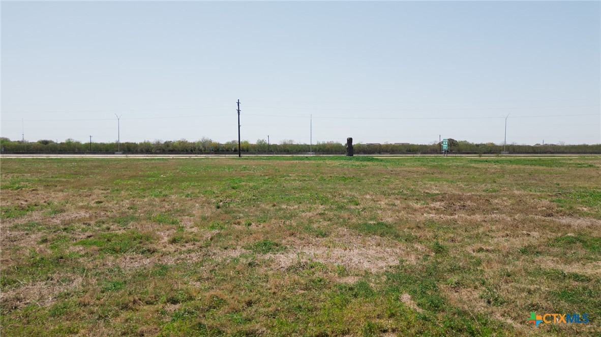 000 Ne Loop 463 Property Photo 31