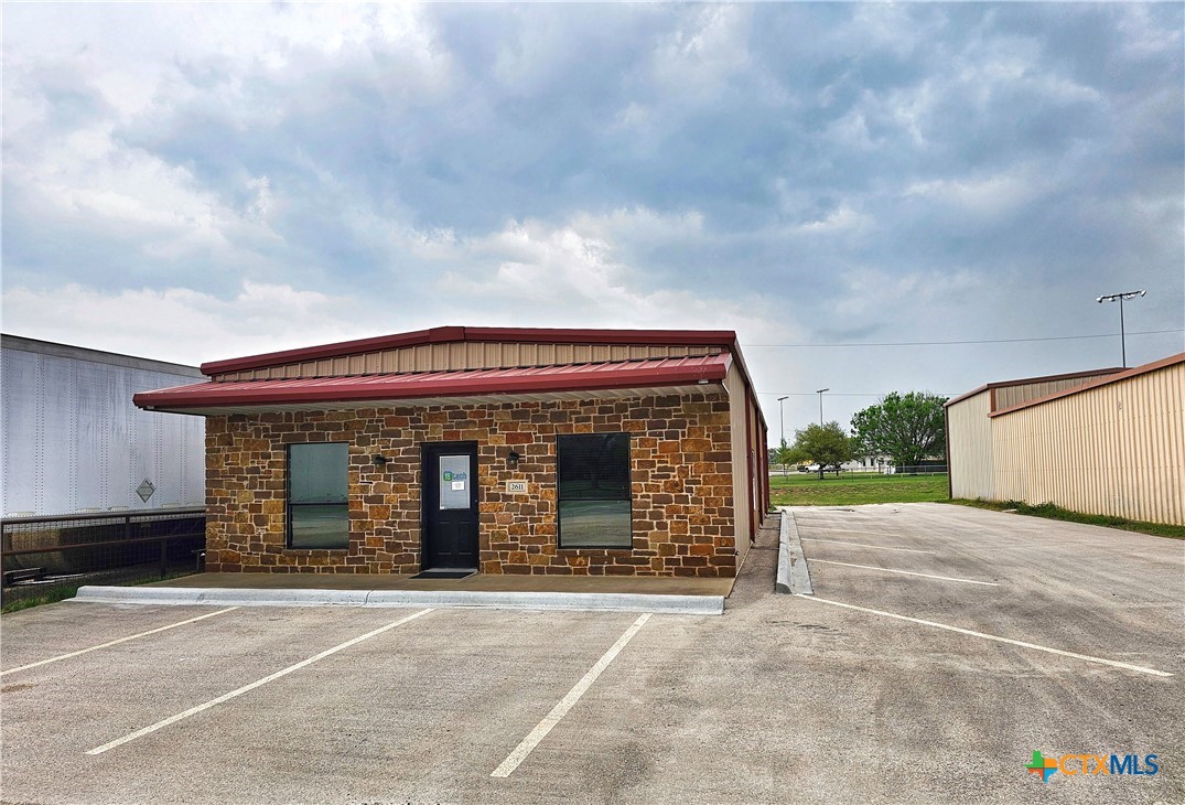2611 S State Highway 36 Highway Property Photo 1