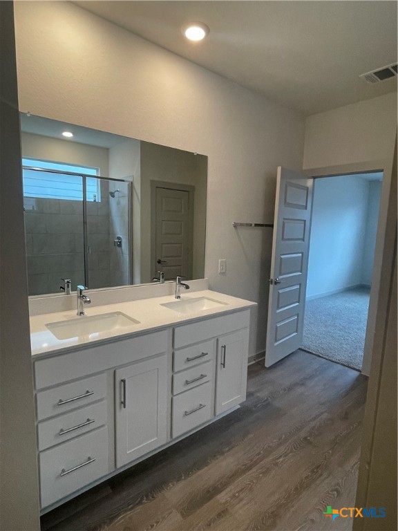 325 New Hampton Property Photo 4