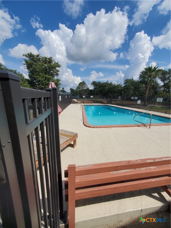 476-480 St Charles Loop E Property Photo 12