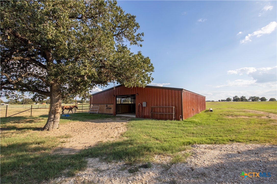 22433 Fm 2268 Property Photo 1