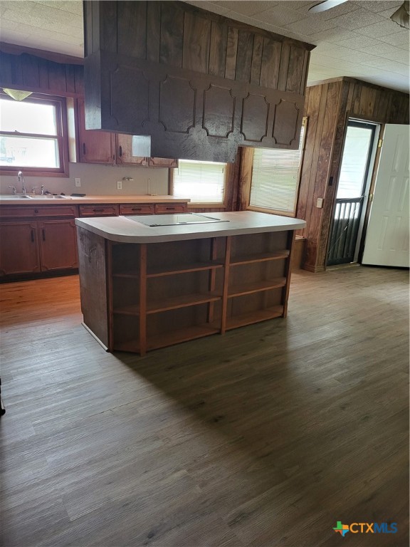 142 W 4th Street Property Photo 4