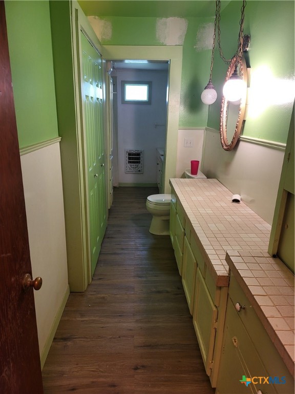 142 W 4th Street Property Photo 9