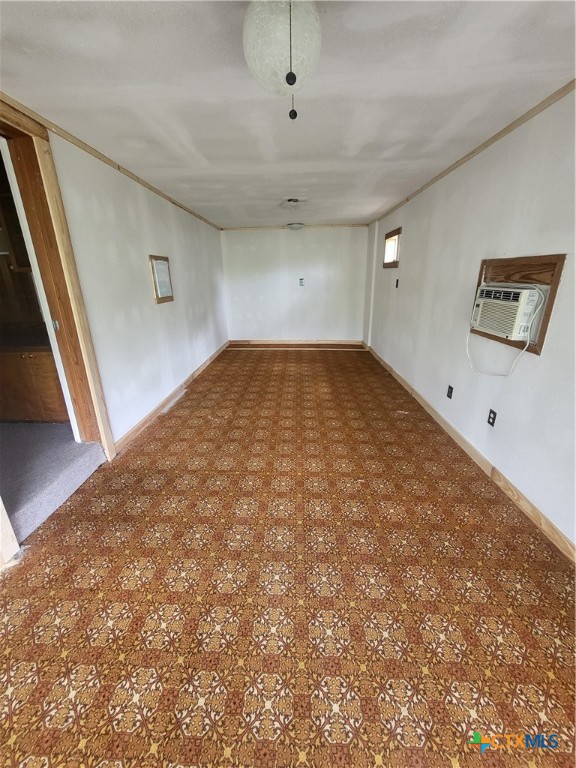 142 W 4th Street Property Photo 11