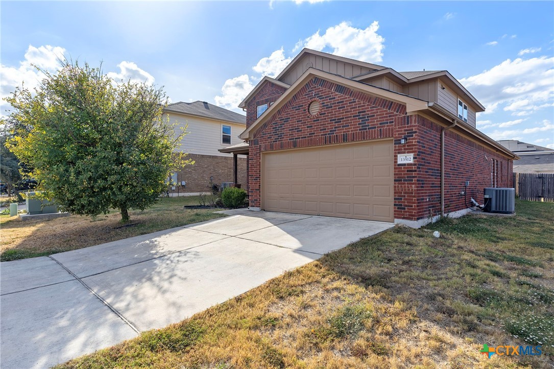 13512 Kearns Drive Property Photo 3