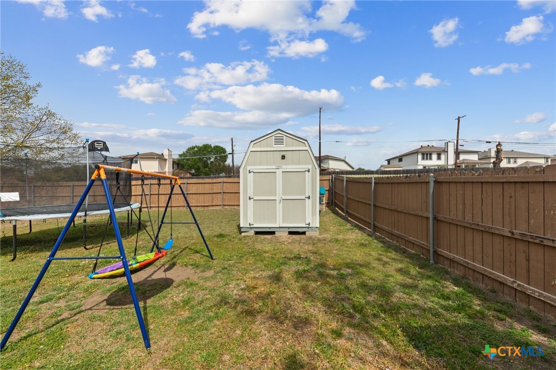 103 Lone Shadow Drive Property Photo 32