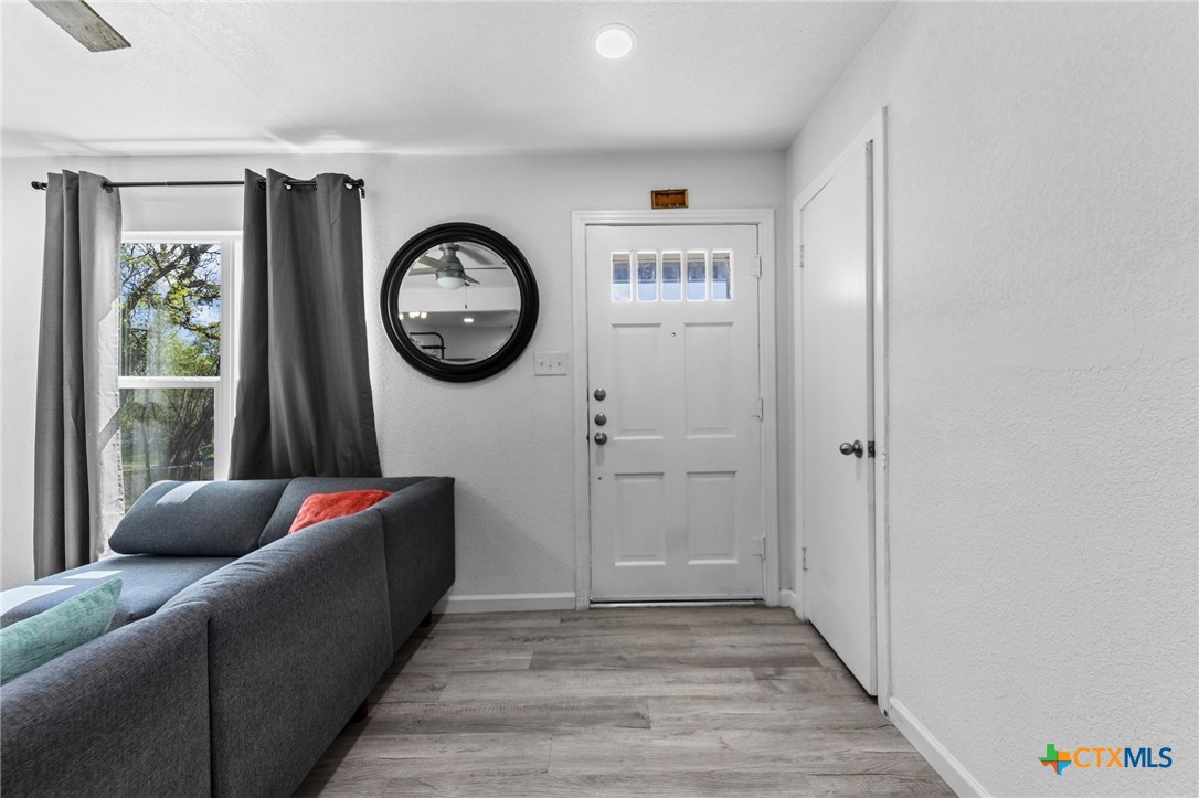 1111 Rocky Lane Property Photo 6