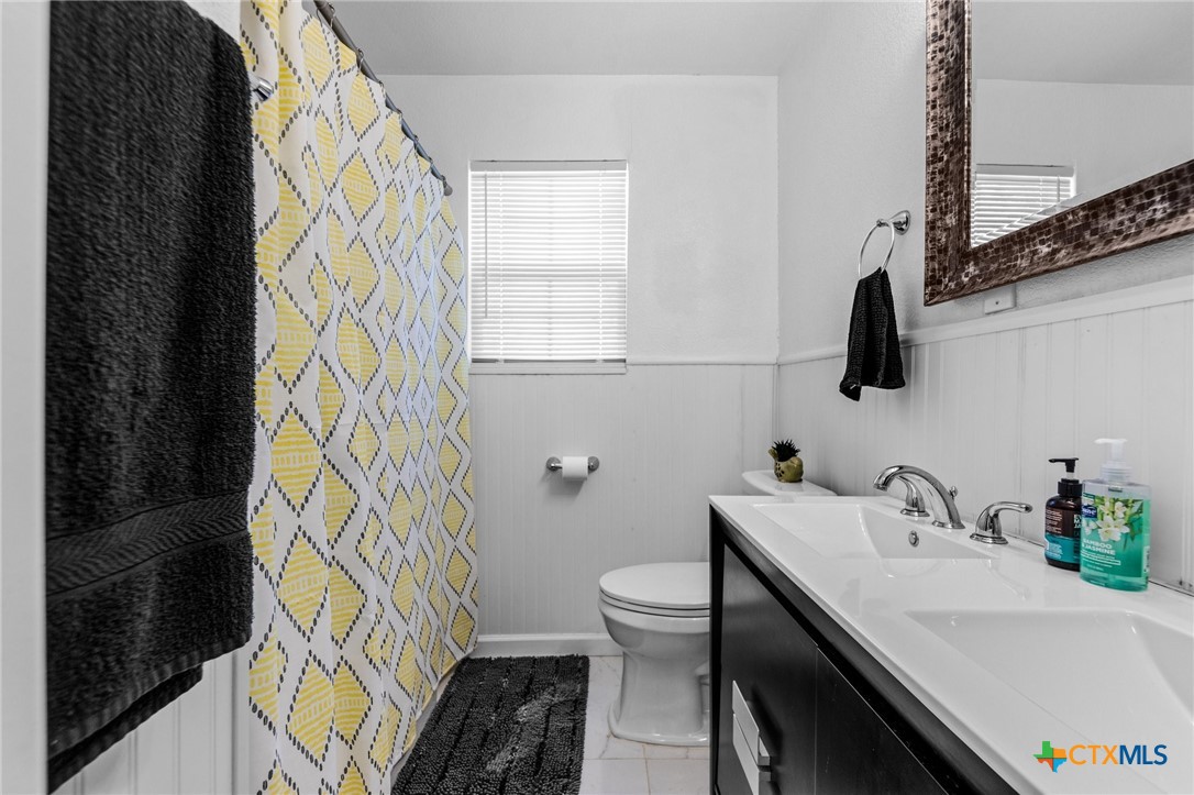 1111 Rocky Lane Property Photo 13