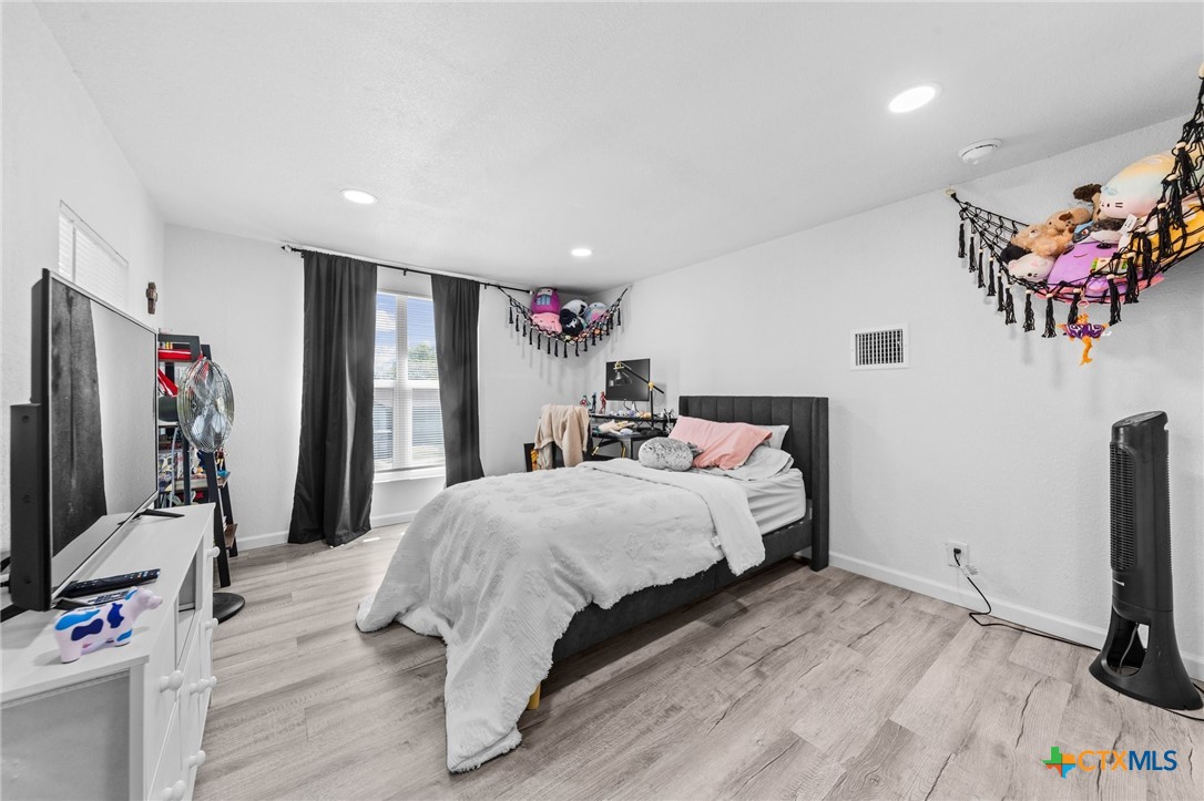 1111 Rocky Lane Property Photo 21