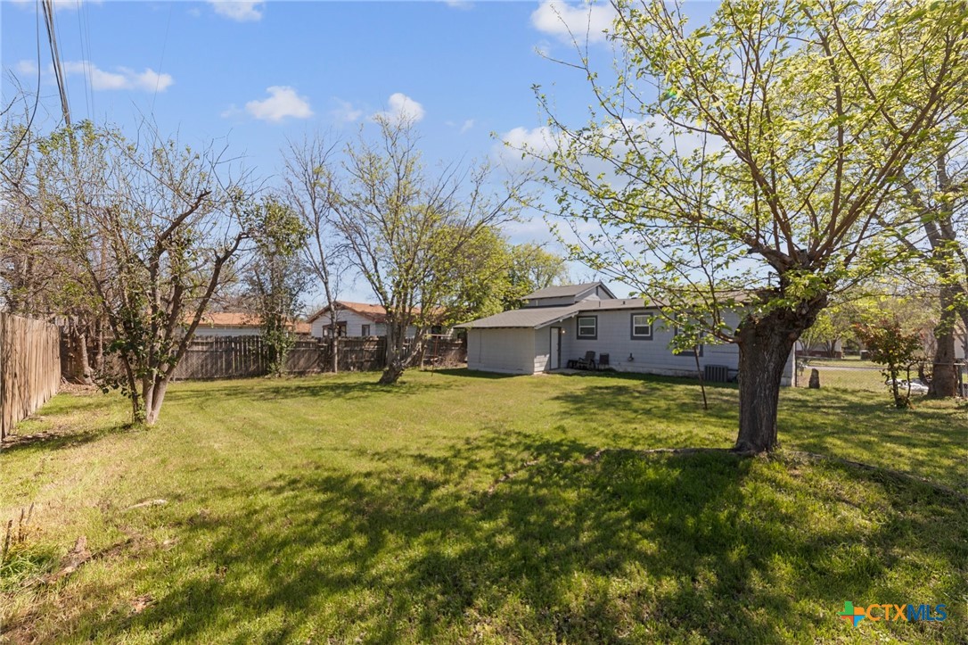 1111 Rocky Lane Property Photo 24