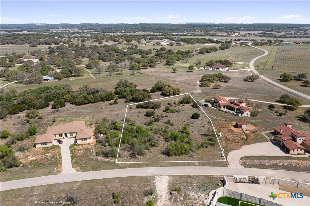 104 Strada Luca Property Photo 1