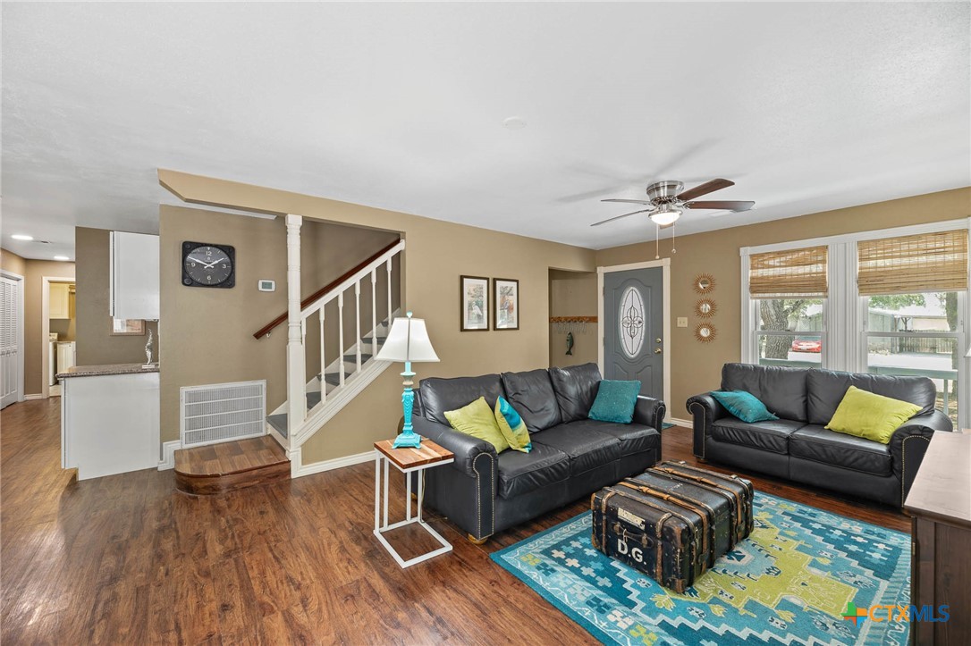 313 N Eleventh Street Property Photo 8