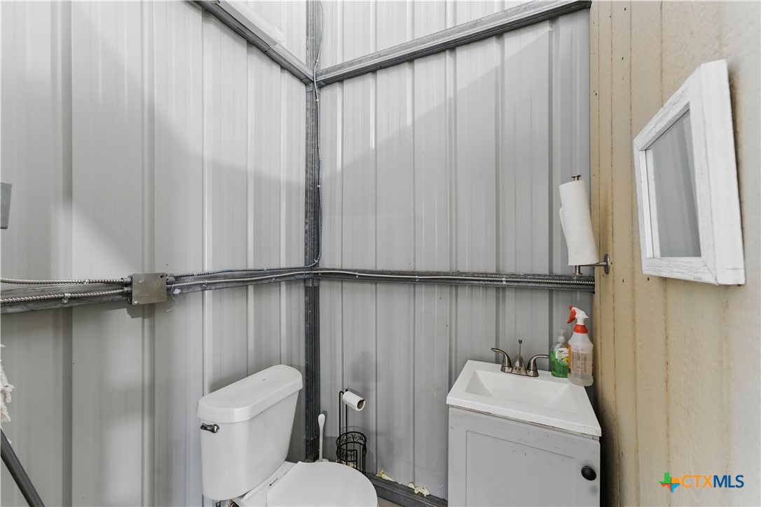 5060 S Santa Clara Road Property Photo 36