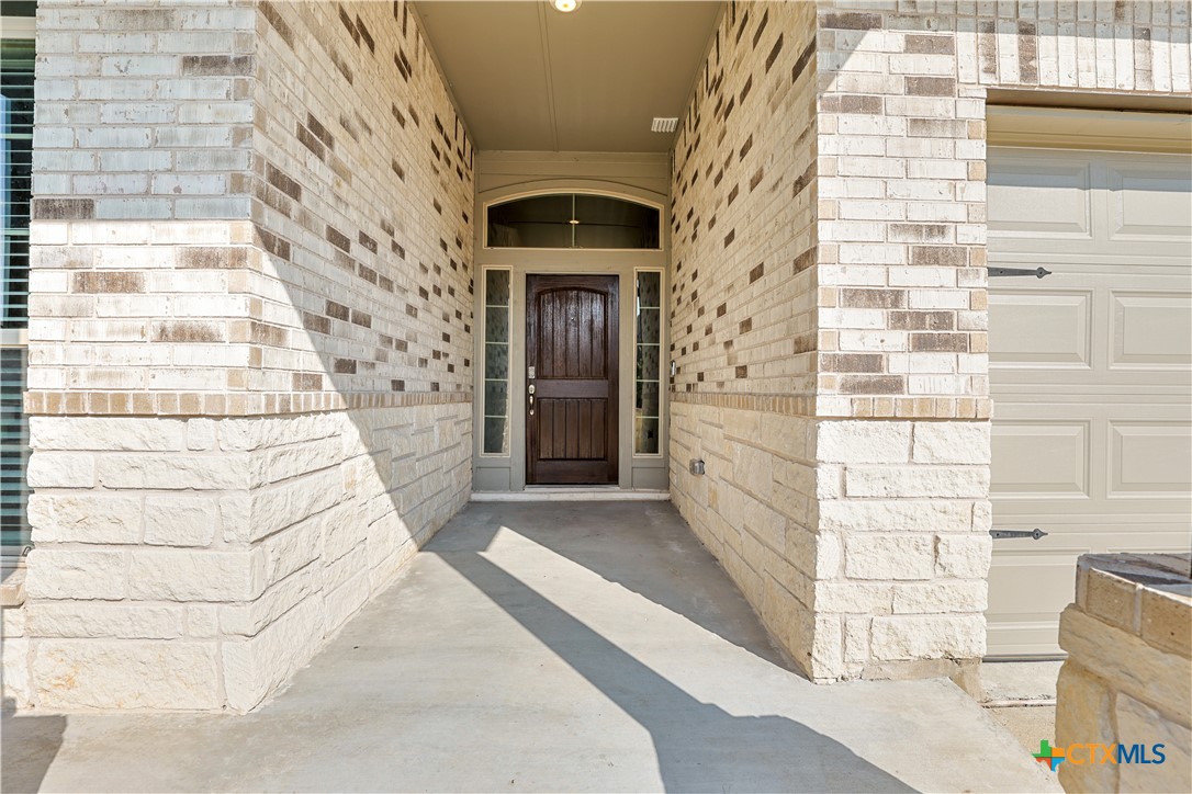 5827 St Charles Drive Property Photo 6