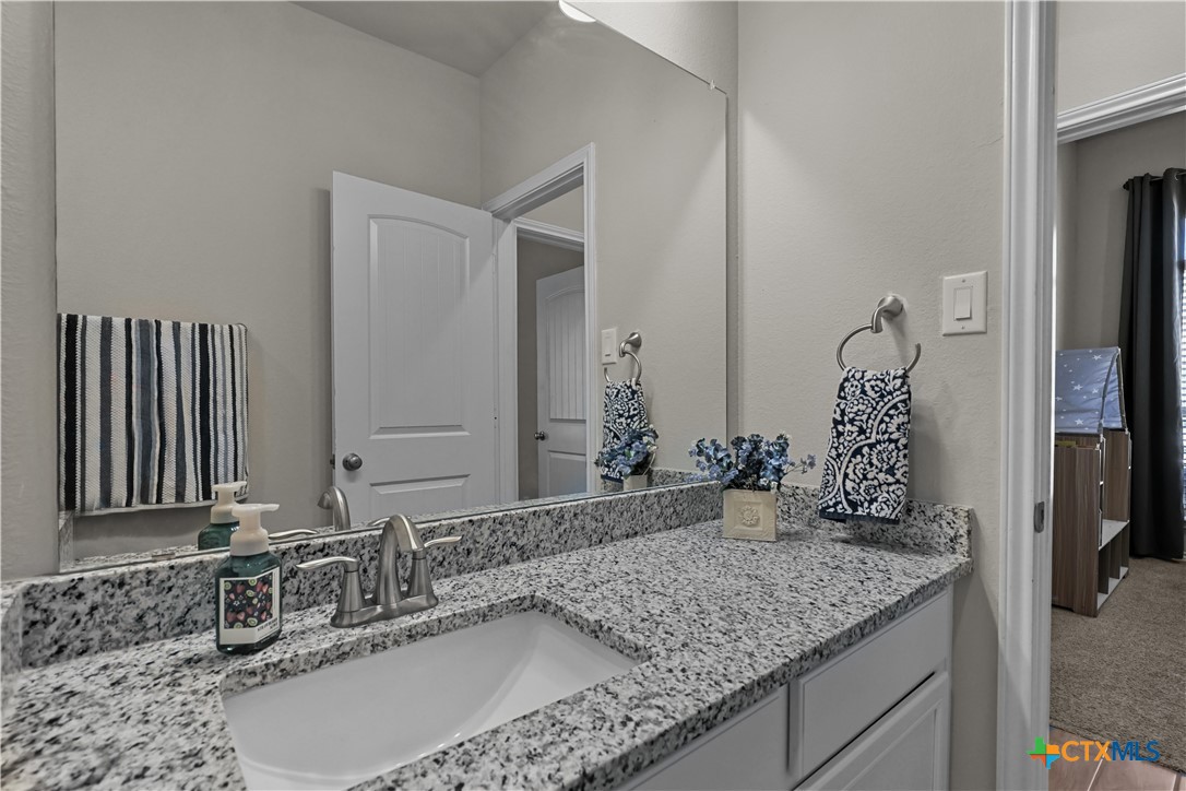 5827 St Charles Drive Property Photo 26