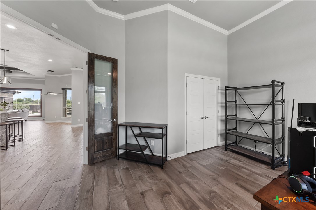 809 Reston Road Property Photo 16