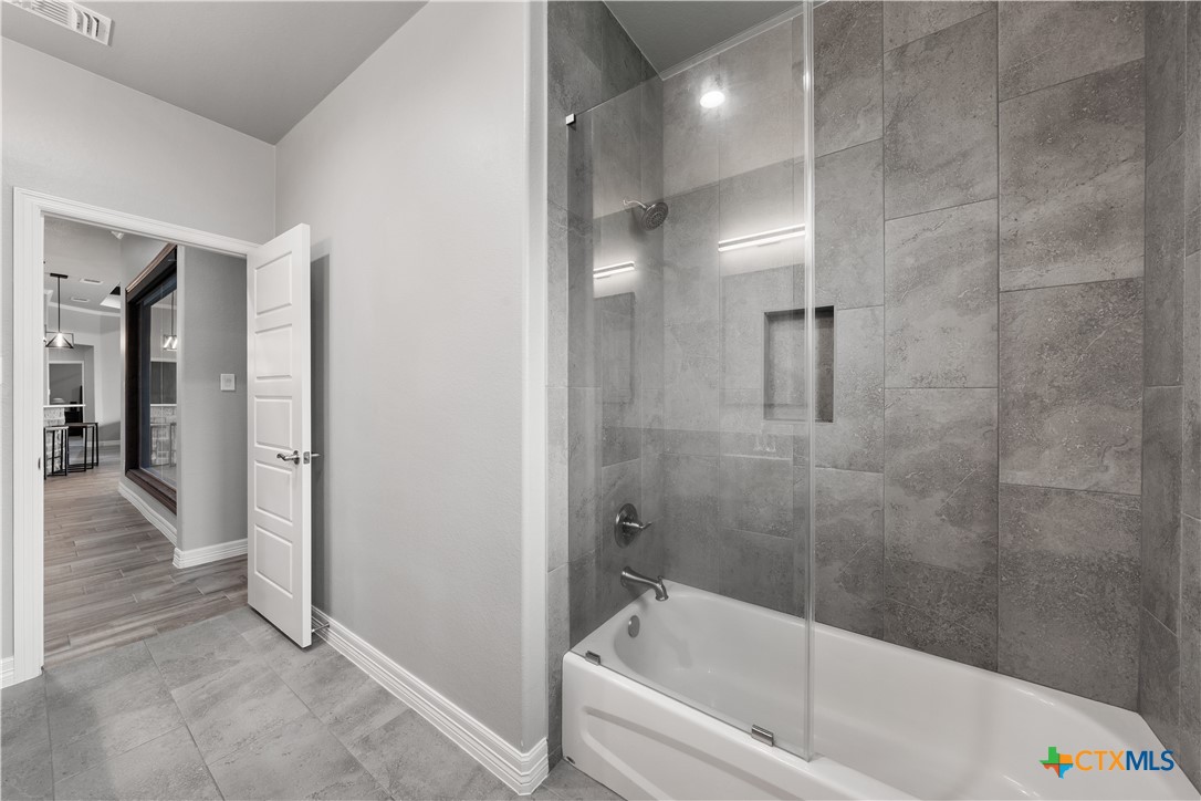 809 Reston Road Property Photo 27
