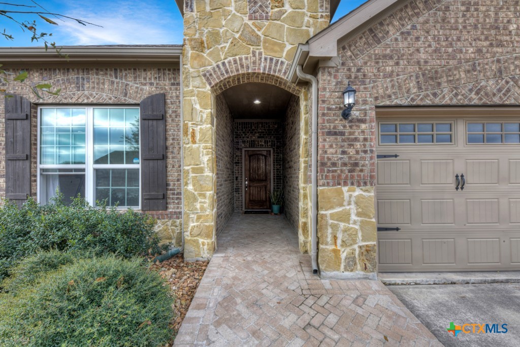 2730 Ridge Heights Property Photo 3