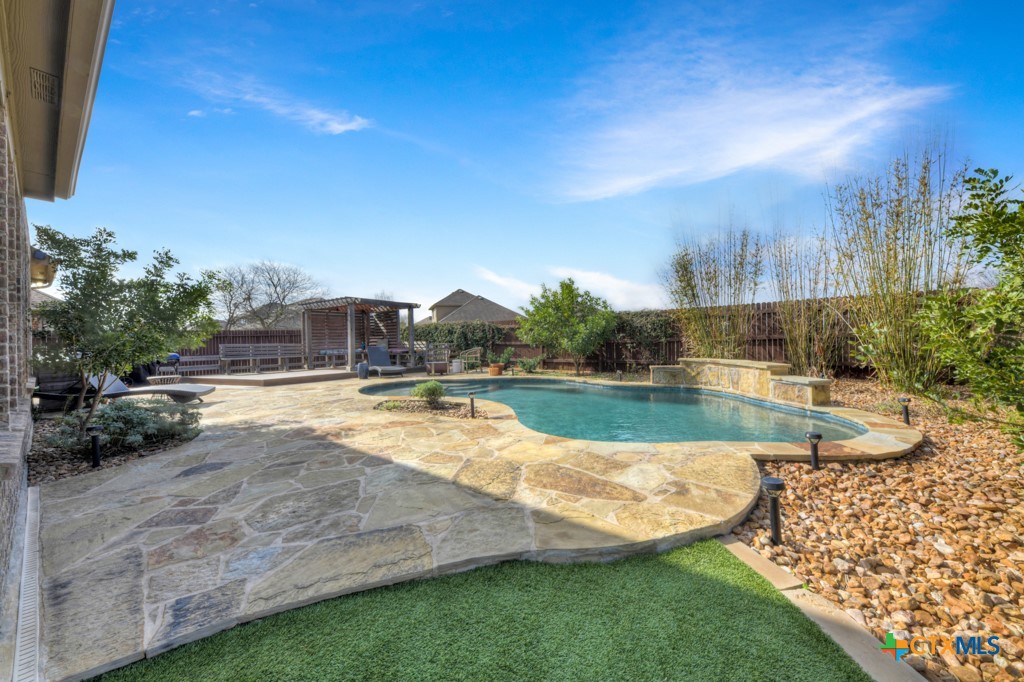 2730 Ridge Heights Property Photo 30