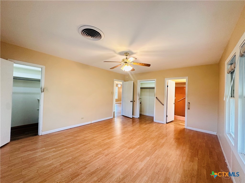 1019 E Gonzales Street Property Photo 20