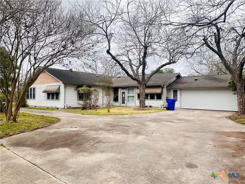 1019 E Gonzales Street Property Photo 37