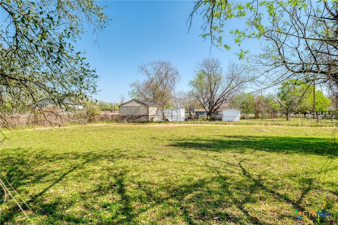 300 W Austin Street Property Photo 24