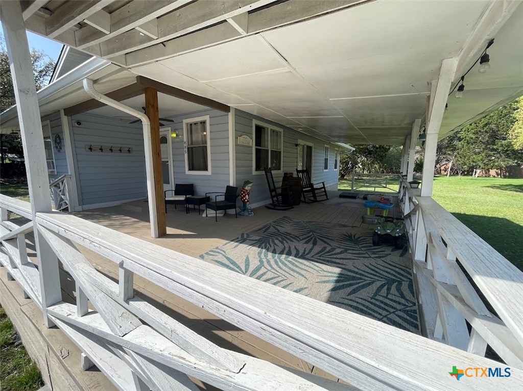685 Eastview Drive Property Photo 5