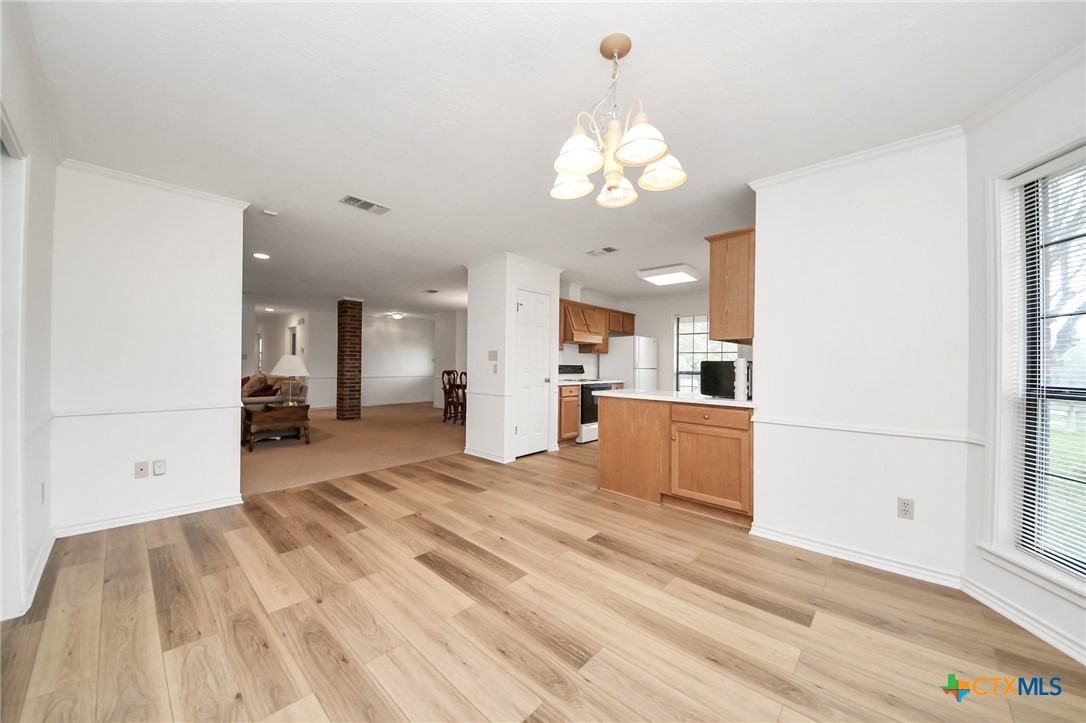 1878 Bostik Property Photo 13