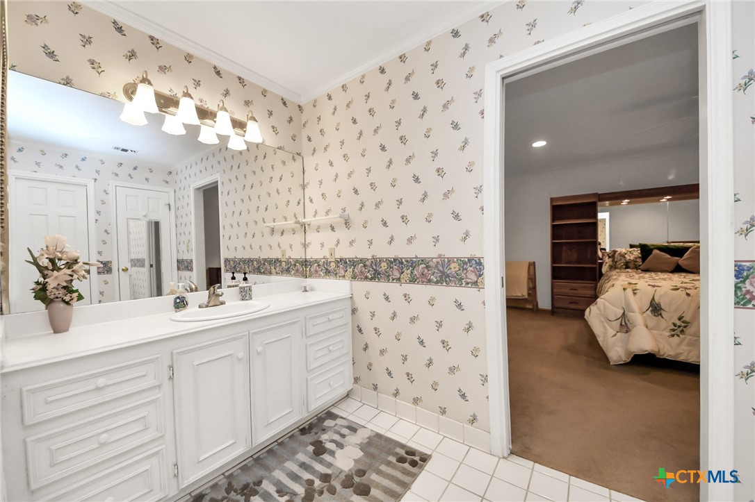 1878 Bostik Property Photo 24