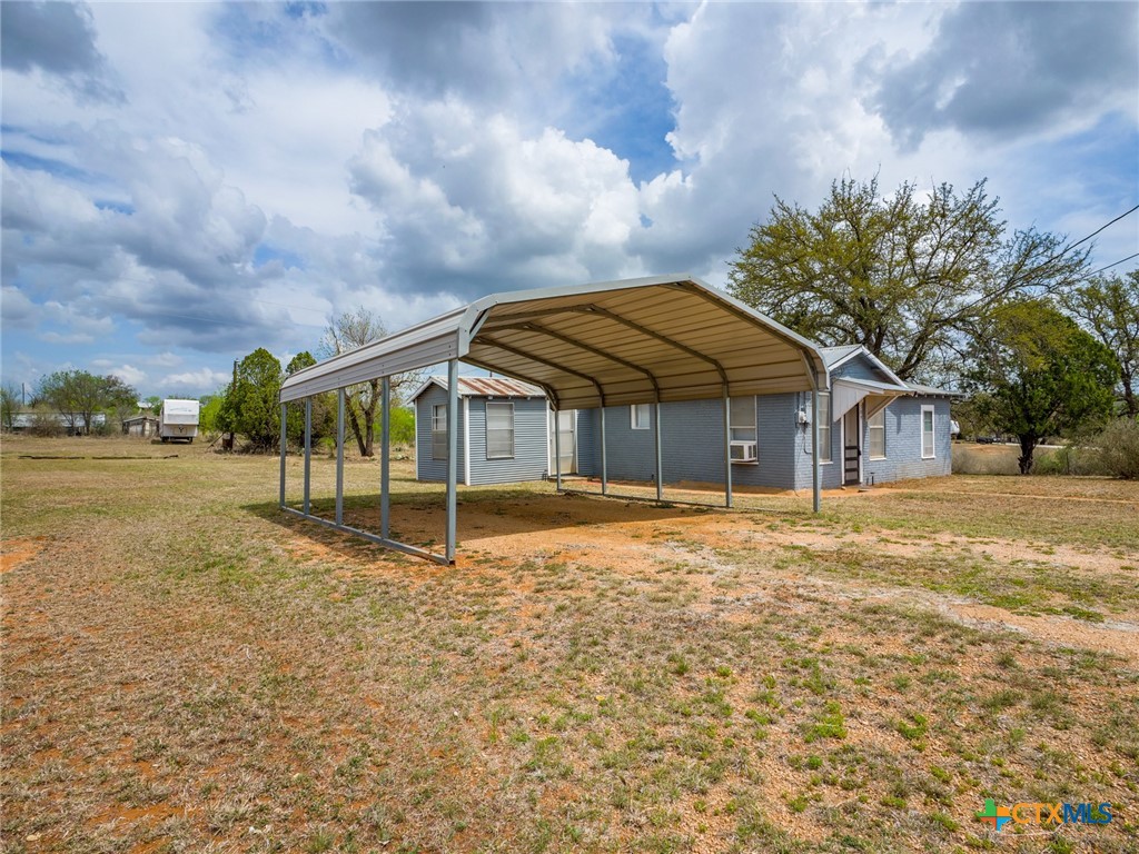 509 E Austin Street Property Photo 3