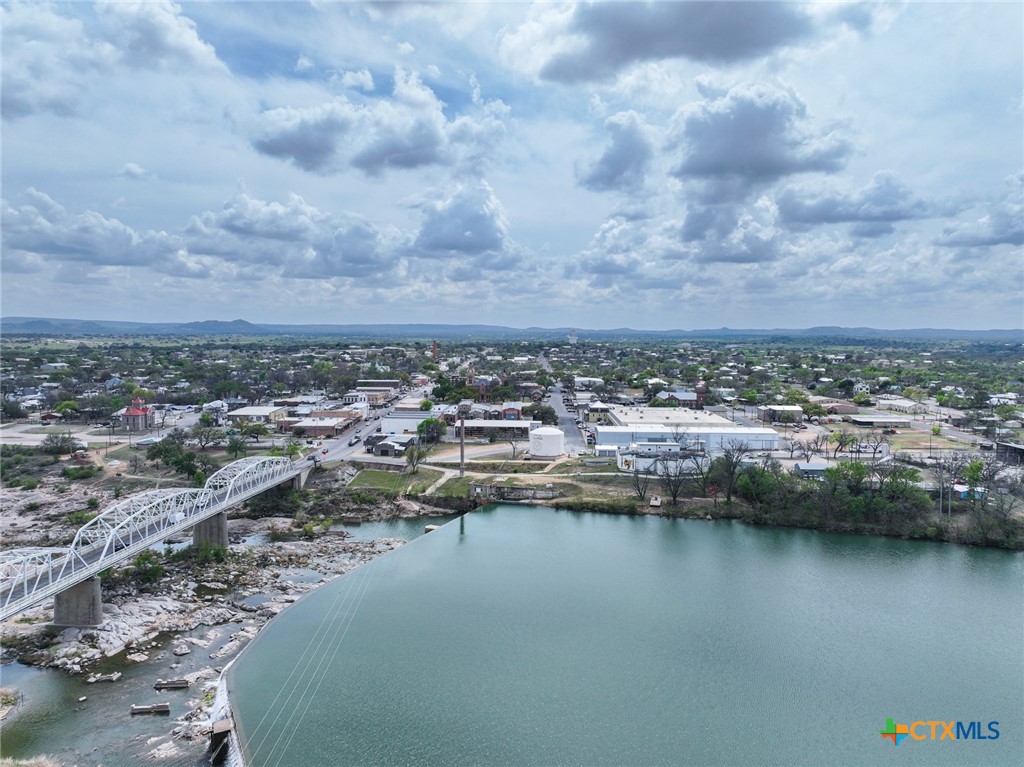 509 E Austin Street Property Photo 31