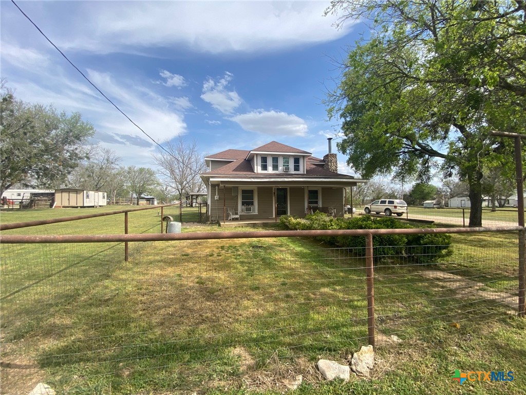4506 Fm 930 Property Photo 1