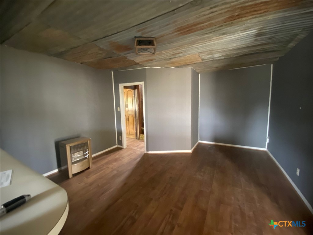 4506 Fm 930 Property Photo 6