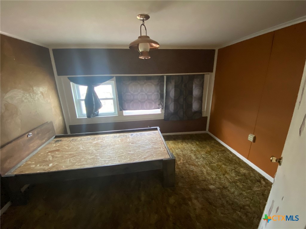 4506 Fm 930 Property Photo 11