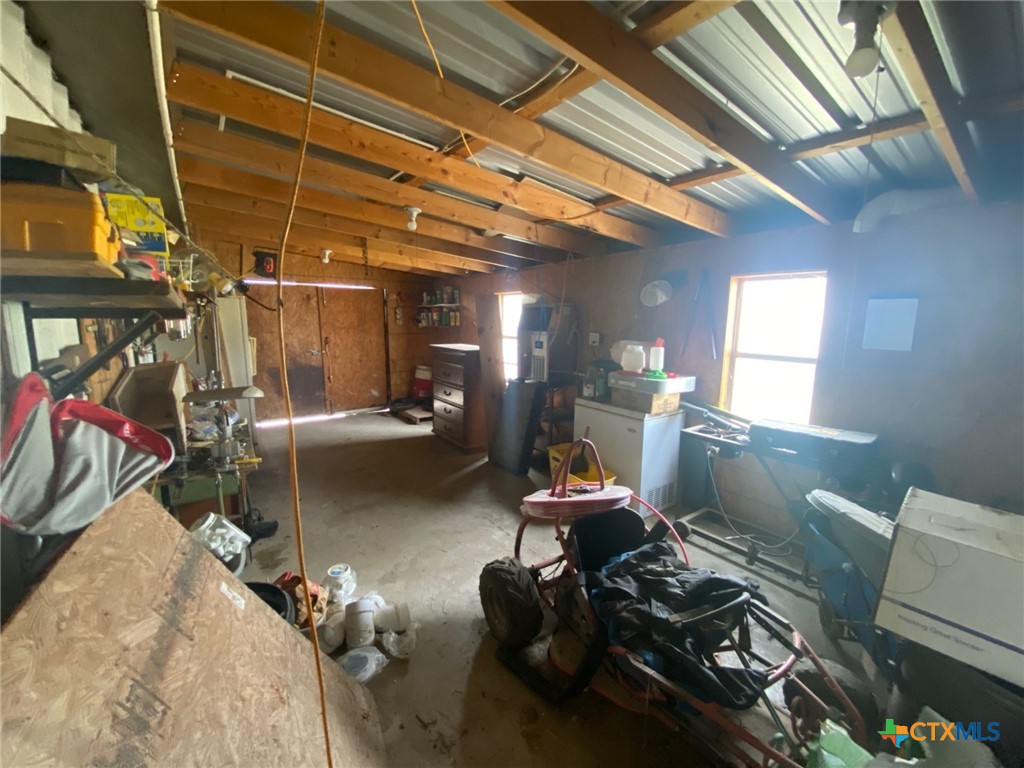 4506 Fm 930 Property Photo 21