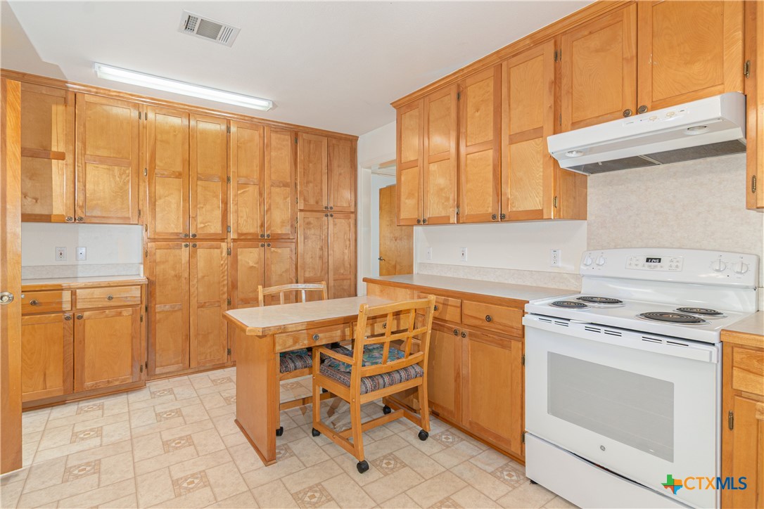 601 Royal Sage Drive Property Photo 10