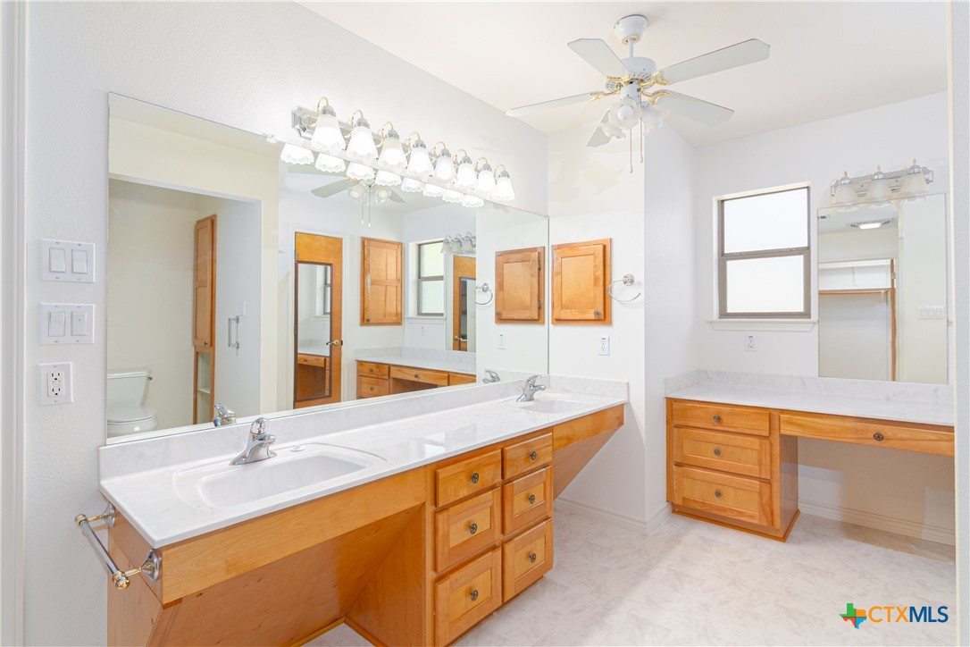 601 Royal Sage Drive Property Photo 23