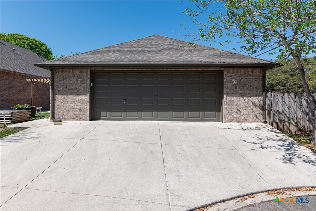 601 Royal Sage Drive Property Photo 34