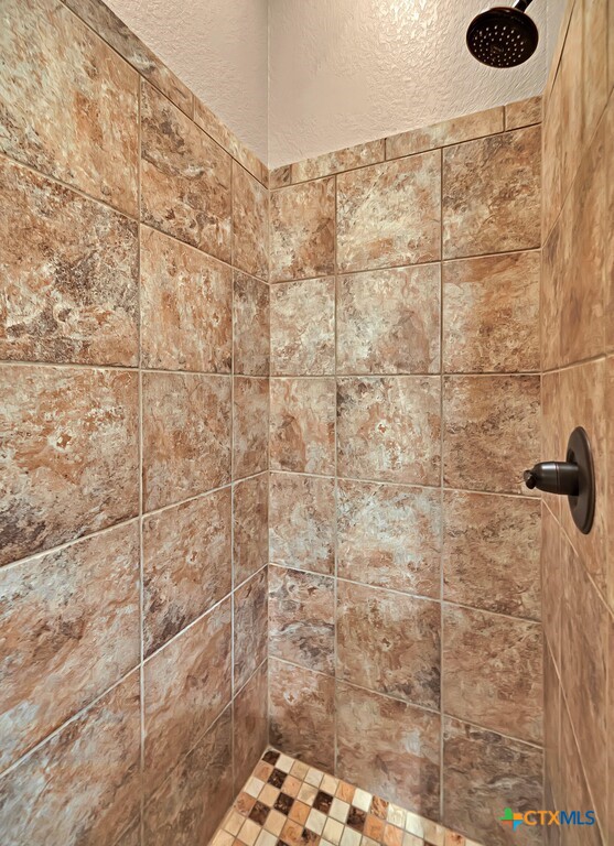 11704 Camdyn Caye Drive Property Photo 32
