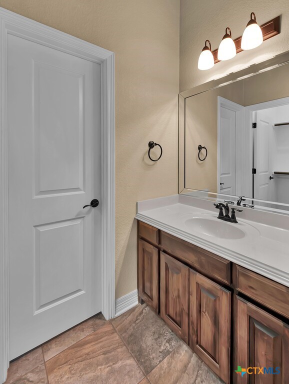 11704 Camdyn Caye Drive Property Photo 35