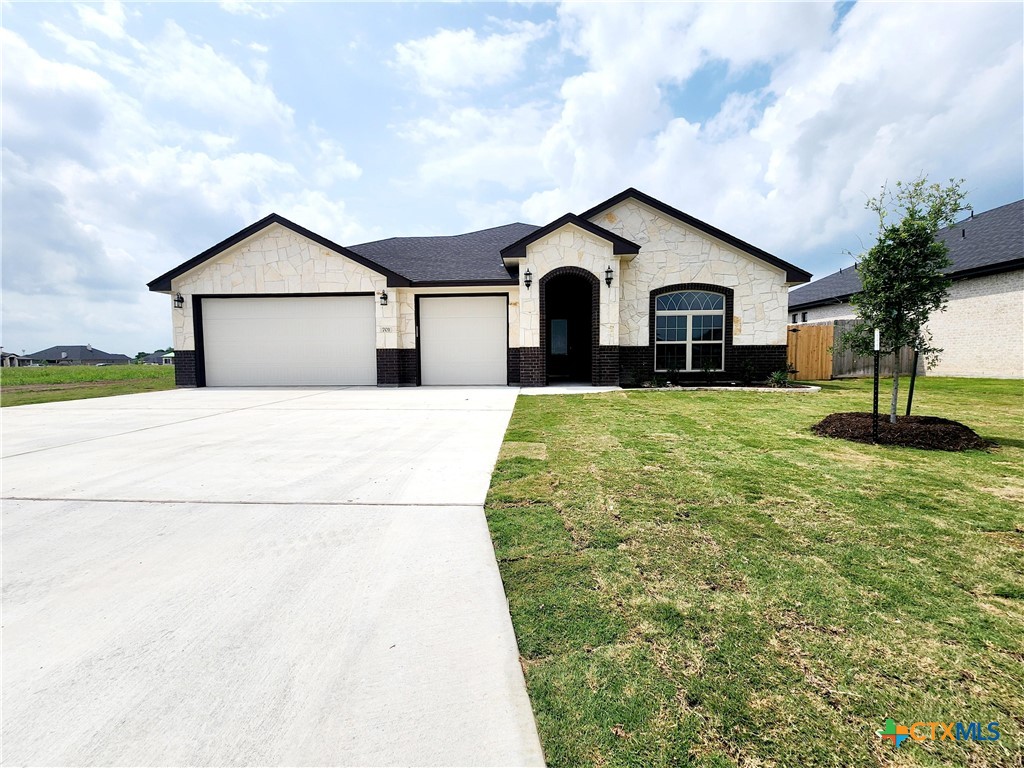 701 Eagle Claw Drive Property Photo