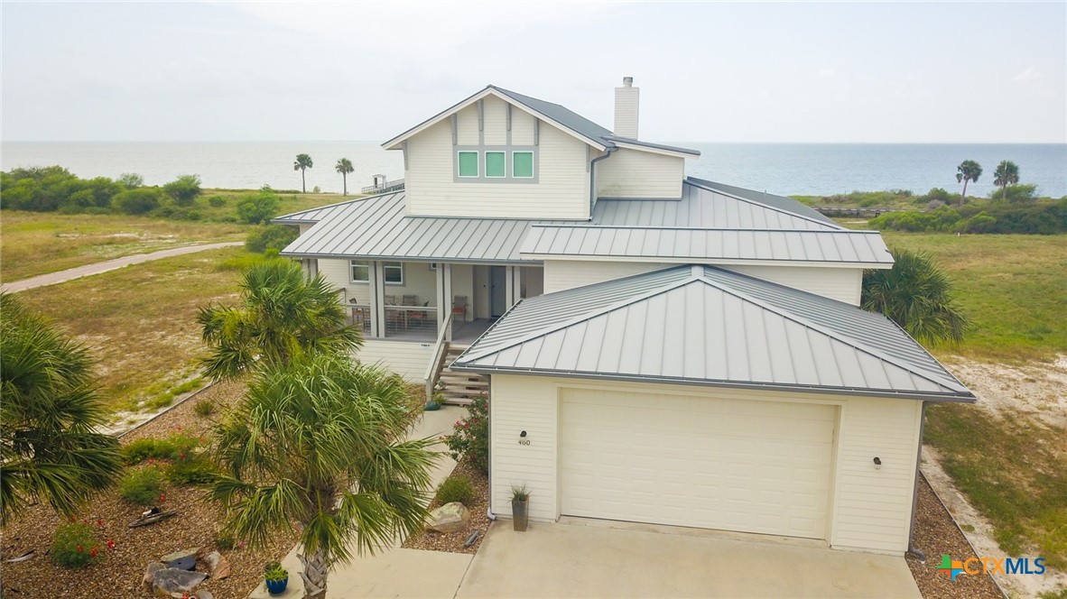 460 Bay Club Drive Property Photo 2