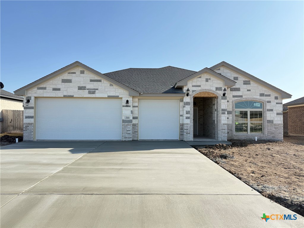 713 Eagle Claw Drive Property Photo 1