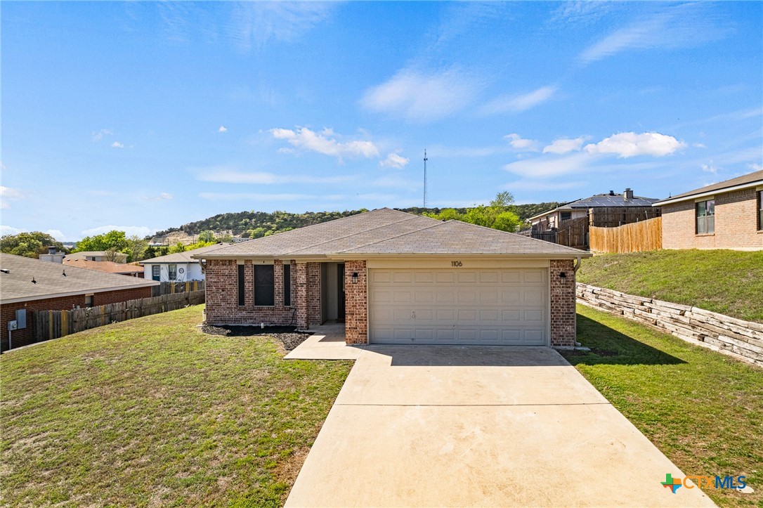 1106 Katelyn Circle Property Photo 2
