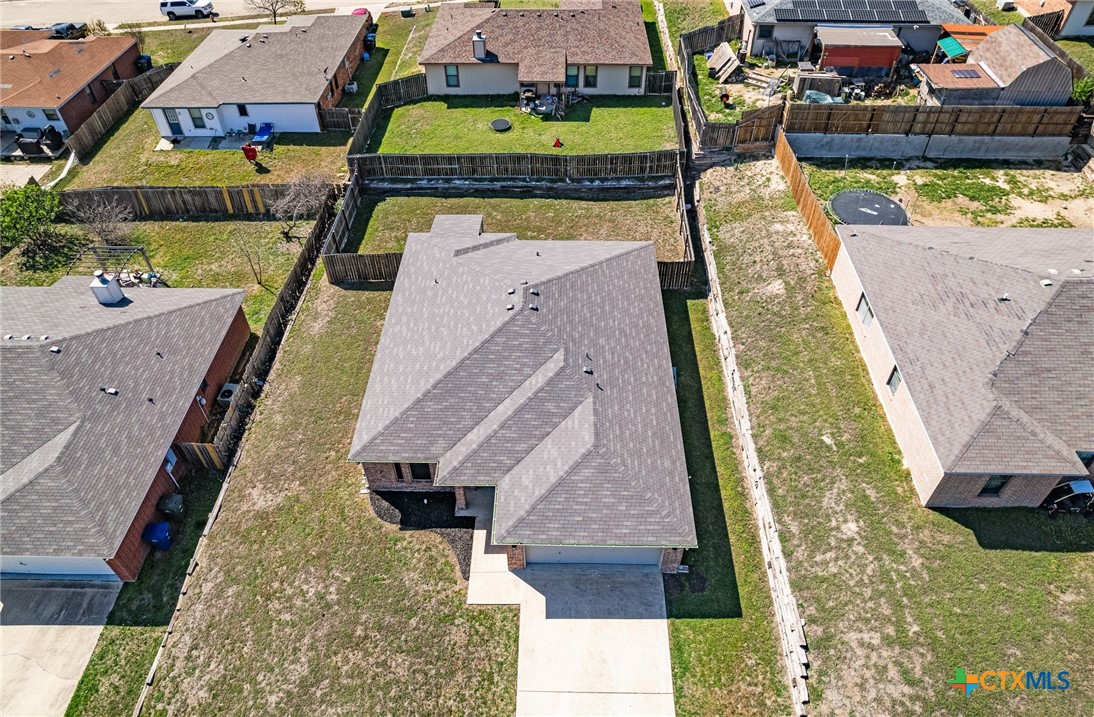 1106 Katelyn Circle Property Photo 3