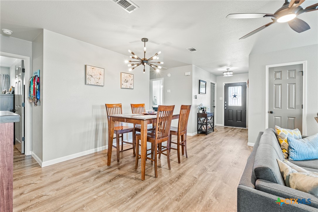 1106 Katelyn Circle Property Photo 8