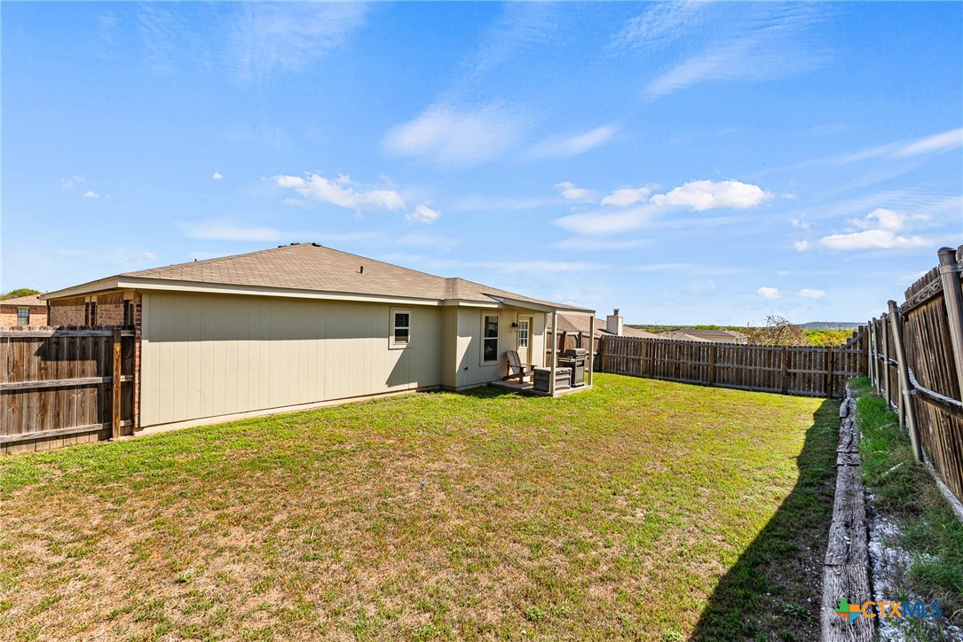 1106 Katelyn Circle Property Photo 17