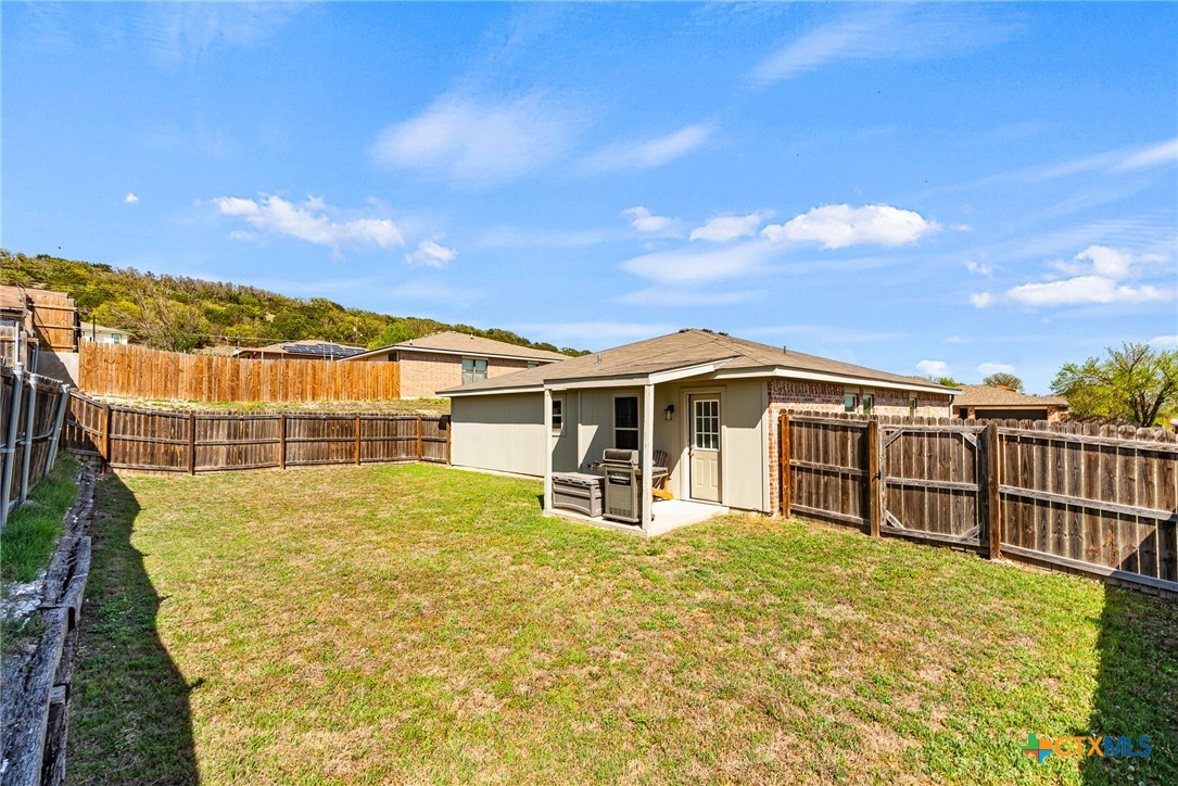 1106 Katelyn Circle Property Photo 18