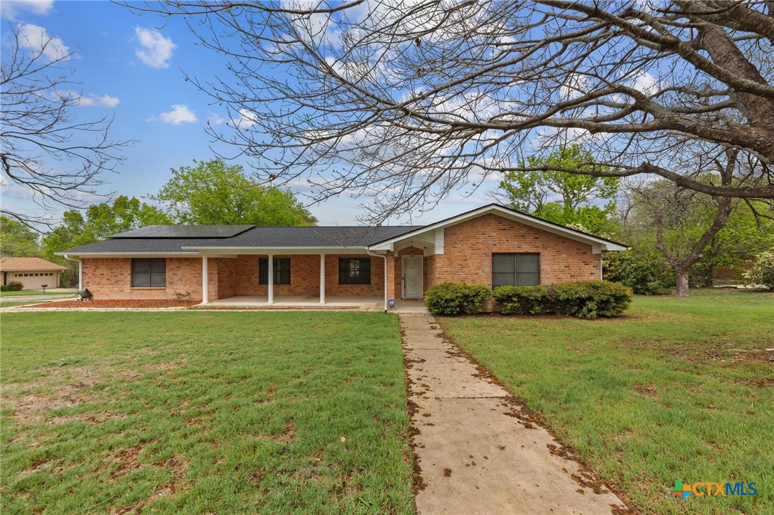 103 W Woodlawn Drive Property Photo 1